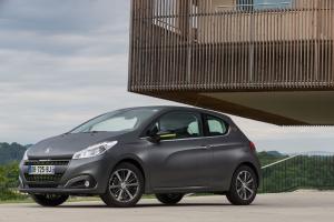 Peugeot 208 3-Door '2015